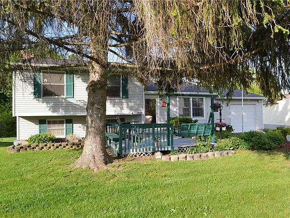 2nd image of 1528 Elderberry Cir