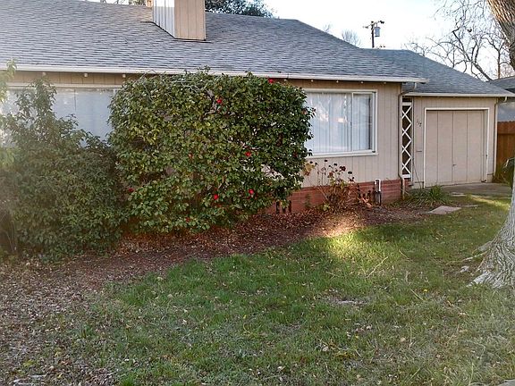 2nd image of 117 Toyon Dr