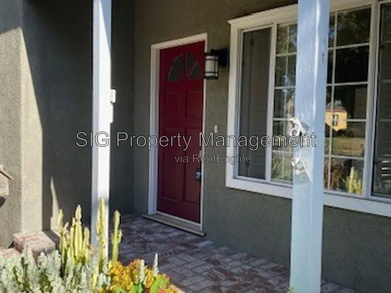 1412 N Fairview St — Photo 19