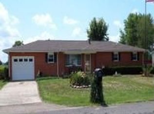 649 Swackhammer Rd, Circleville, OH 43113
