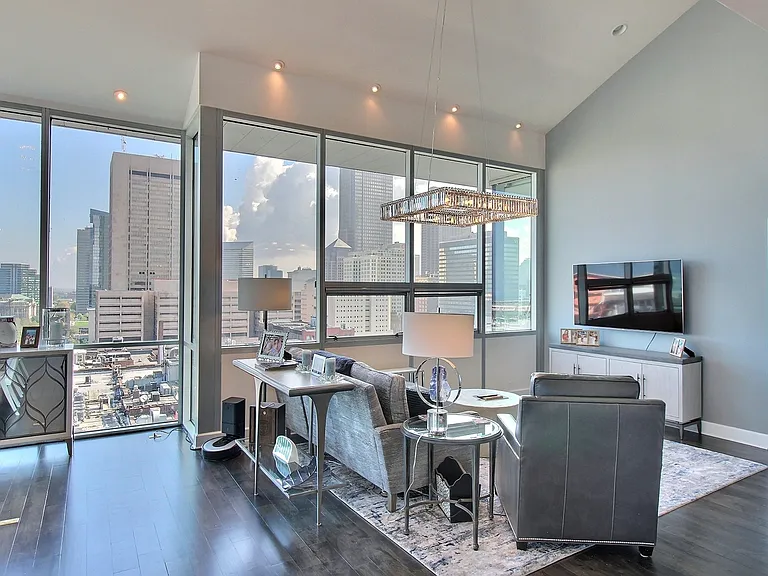 701 W Lakeside Ave #Penthouse 1301 — Photo 6