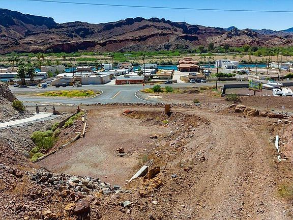 4th image of 3217 N Highway 95