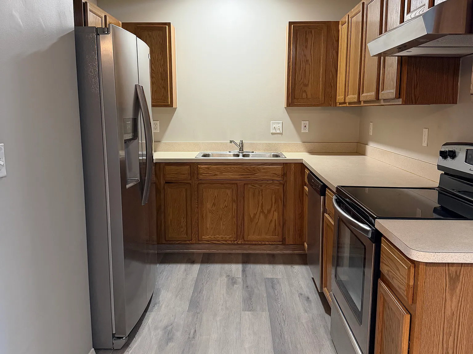3 bed, 1500 sqft, $1,850 — Photo 3