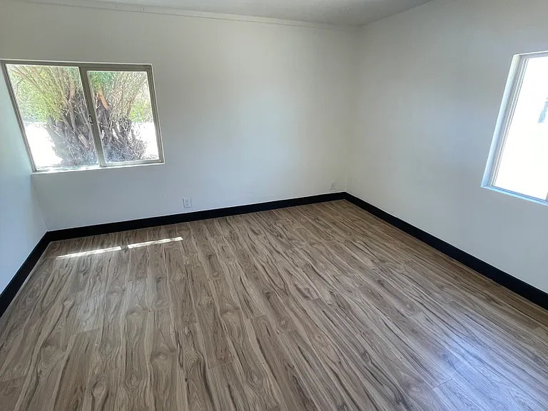 61056-29 Palms Hwy — Photo 14