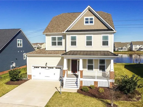 912 Surry Parker Dr, Chesapeake, VA 23323