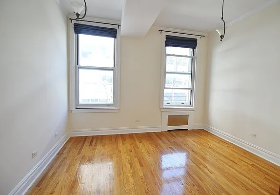 Rented by Julianna Realty Corp | media 34