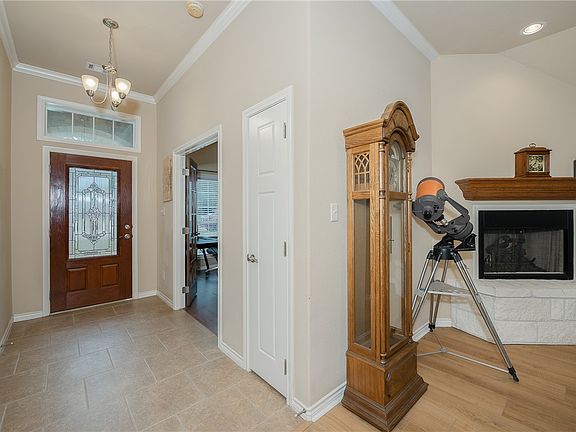 4th image of 802 Dove Landing Ave