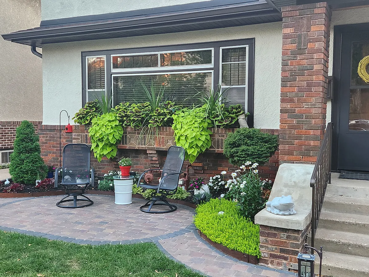 Front patio - 4020 Colfax Ave S