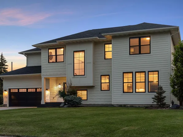 7128 Heatherton Trl, Edina, MN 55435