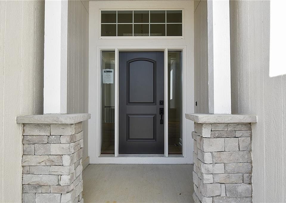 13357 Silverleaf Ct, Kansas City, MO 64152 Zillow