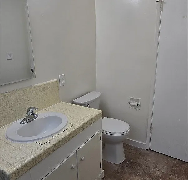 8801 Mays Ave — Photo 26