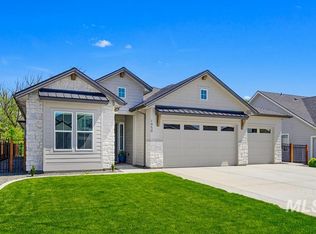 1950 N Willowick Ave, Eagle, ID 83616