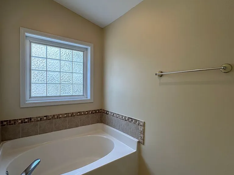 204 Grandford Pl — Photo 25