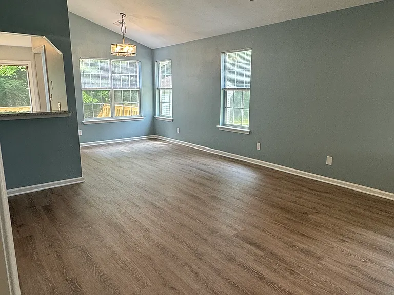107 Timberneck Arch — Photo 7