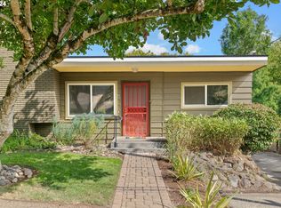 8840 SW 36th Ave #A, Portland, OR 97219