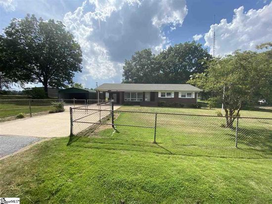 102 Cardinal St Spartanburg Sc 29302 Zillow