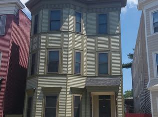 204 L St, South Boston, MA 02127