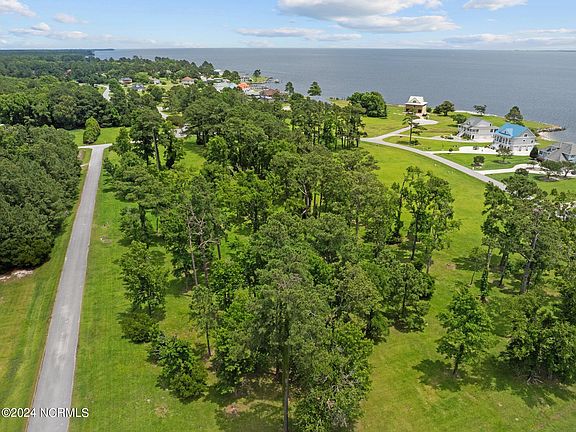 2nd image of 4009 Tarpon Drive Lot 28