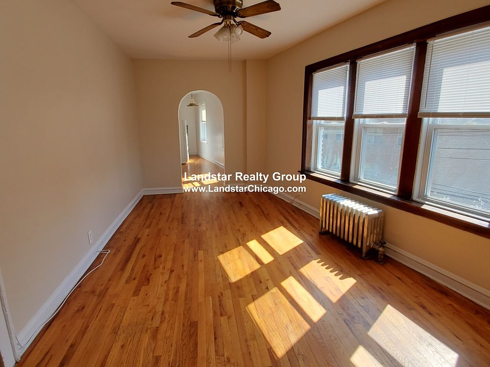1st image of 1145 W Morse Ave APT 205