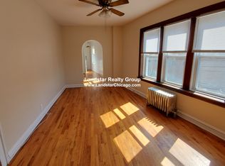 1145 W Morse Ave APT 205, Chicago, IL 60626