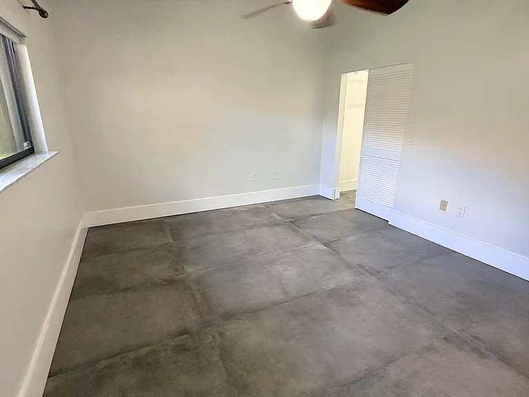1531 Gabriel St — Photo 9