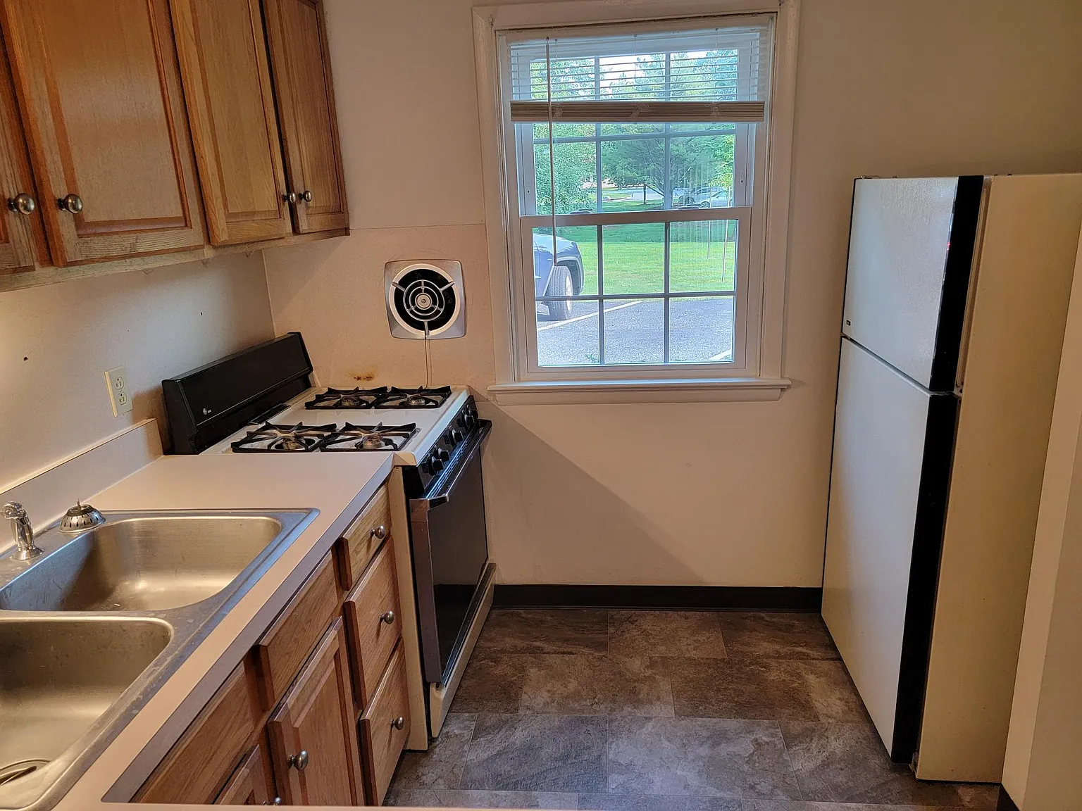 2 bed, $1,395 — Photo 4