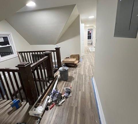 5th image of 100 Vista Pl