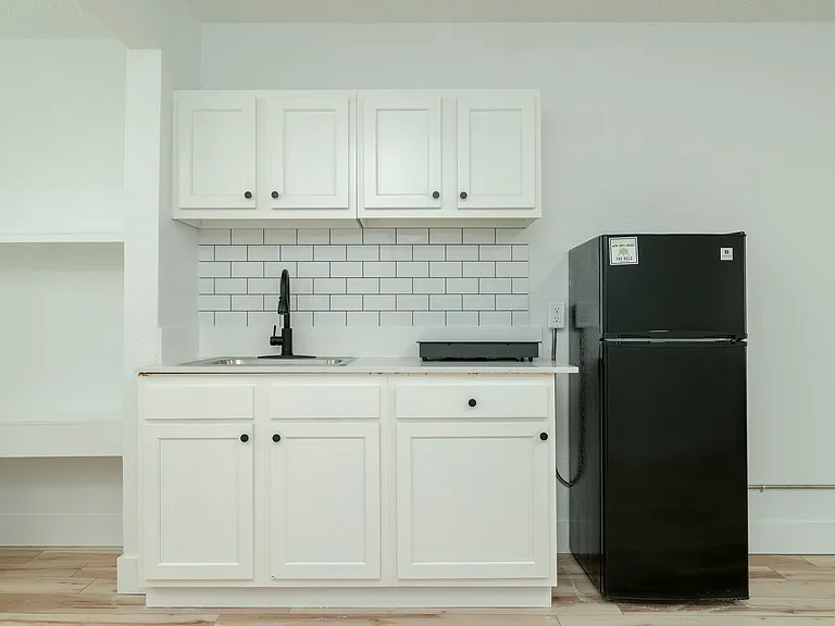 4120 Williams Ave #A — Photo 16