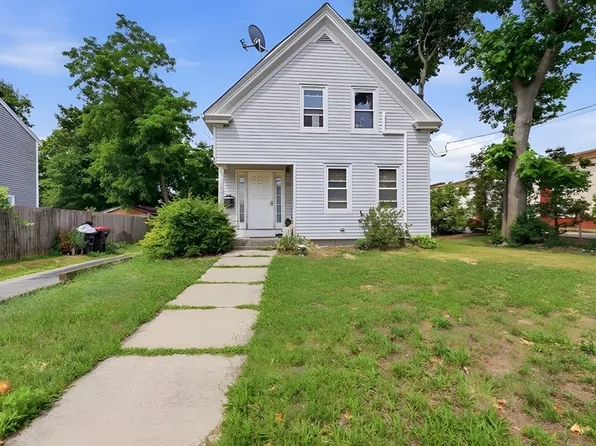 21 Lyman St, Brockton, MA 02302