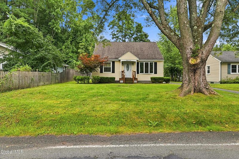 2nd image of 77 Willow Street