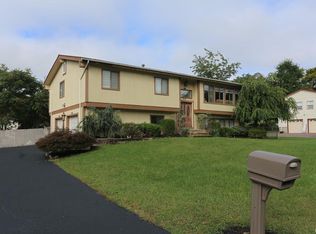 29 Scandia Rd, Congers, NY 10920