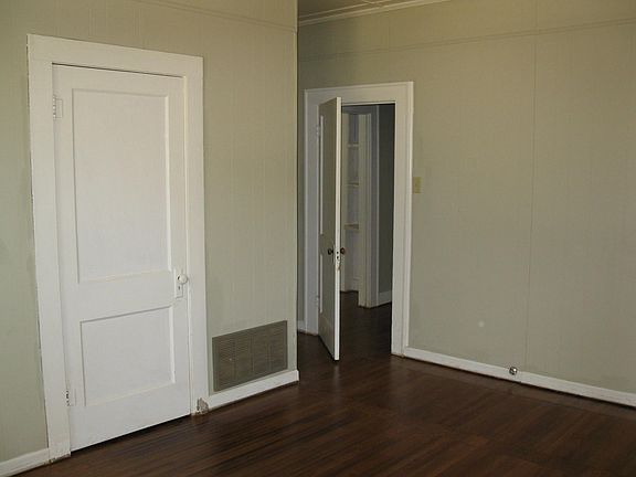 5th image of 1612 Maplewood Ave