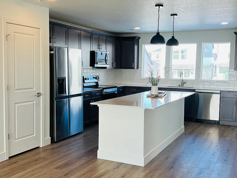 3210 Sykes Dr — Photo 8