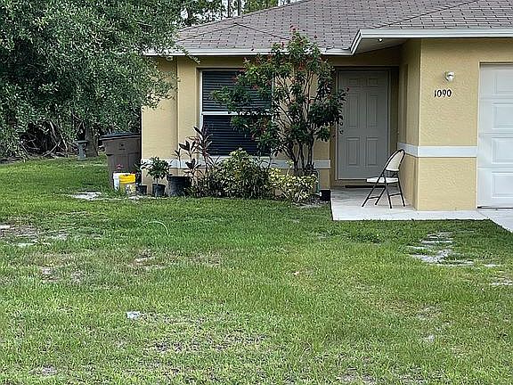 2nd image of 1088/1090 Jaguar Blvd