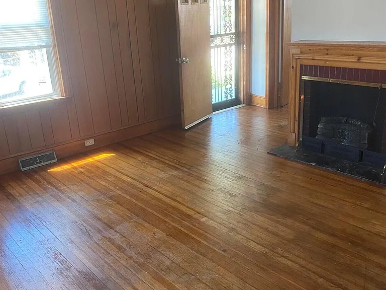53 Ashlawn Dr — Photo 3