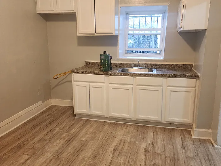 10 N Bond St #1 — Photo 9