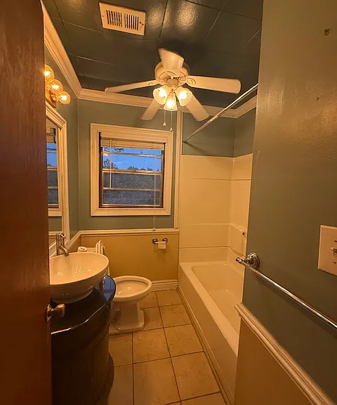 2702 Crawford Rd — Photo 13