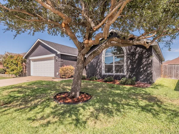 337 McMurtry Dr, Arlington, TX 76002