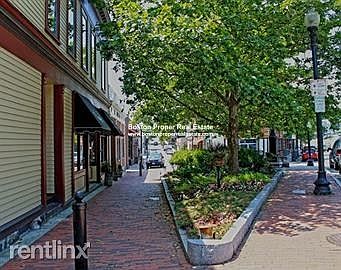 47 Metropolitan Boston - Roslindale Building Photo 3