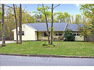 1st image of 6 Carteret Ct