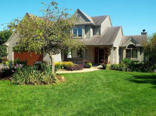 S40W31217 Johns Way, Waukesha, WI 53189