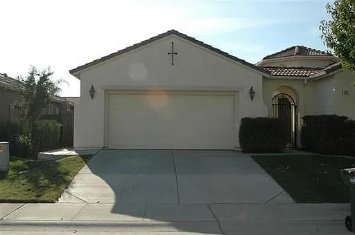 5567 Jerry Litell Way photo 1
