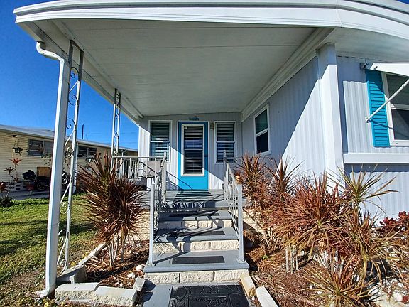 4th image of 10860 1st Way N
