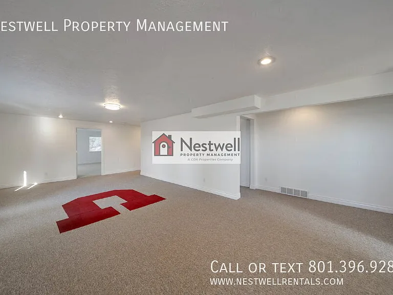 481 E Lana Ct — Photo 18