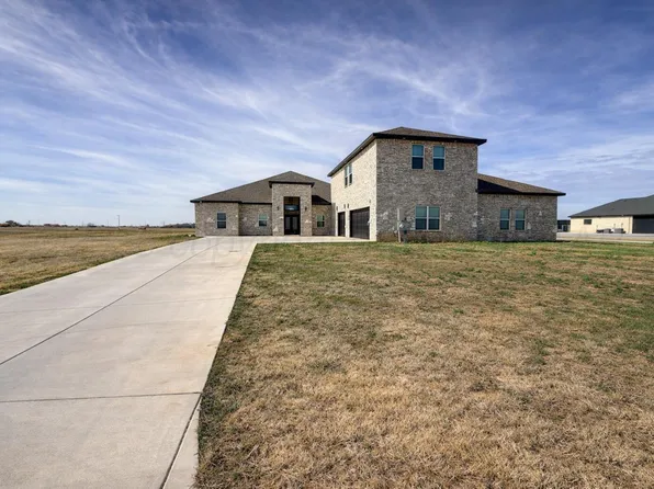 9470 Wiggains Ln, Amarillo, TX 79118