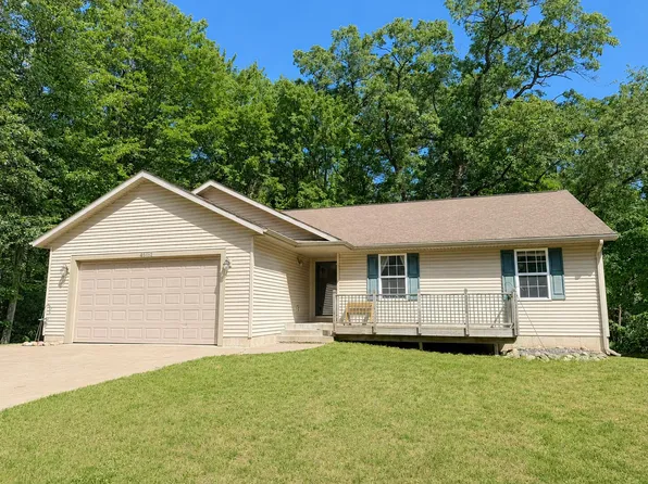 4122 Duck Lake Rd, Whitehall, MI 49461
