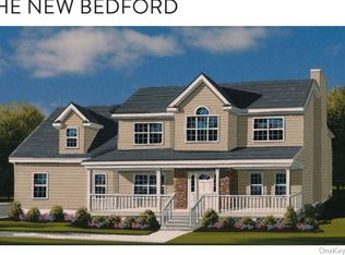 6 Blossom Ct, Blooming Grove, NY 10914