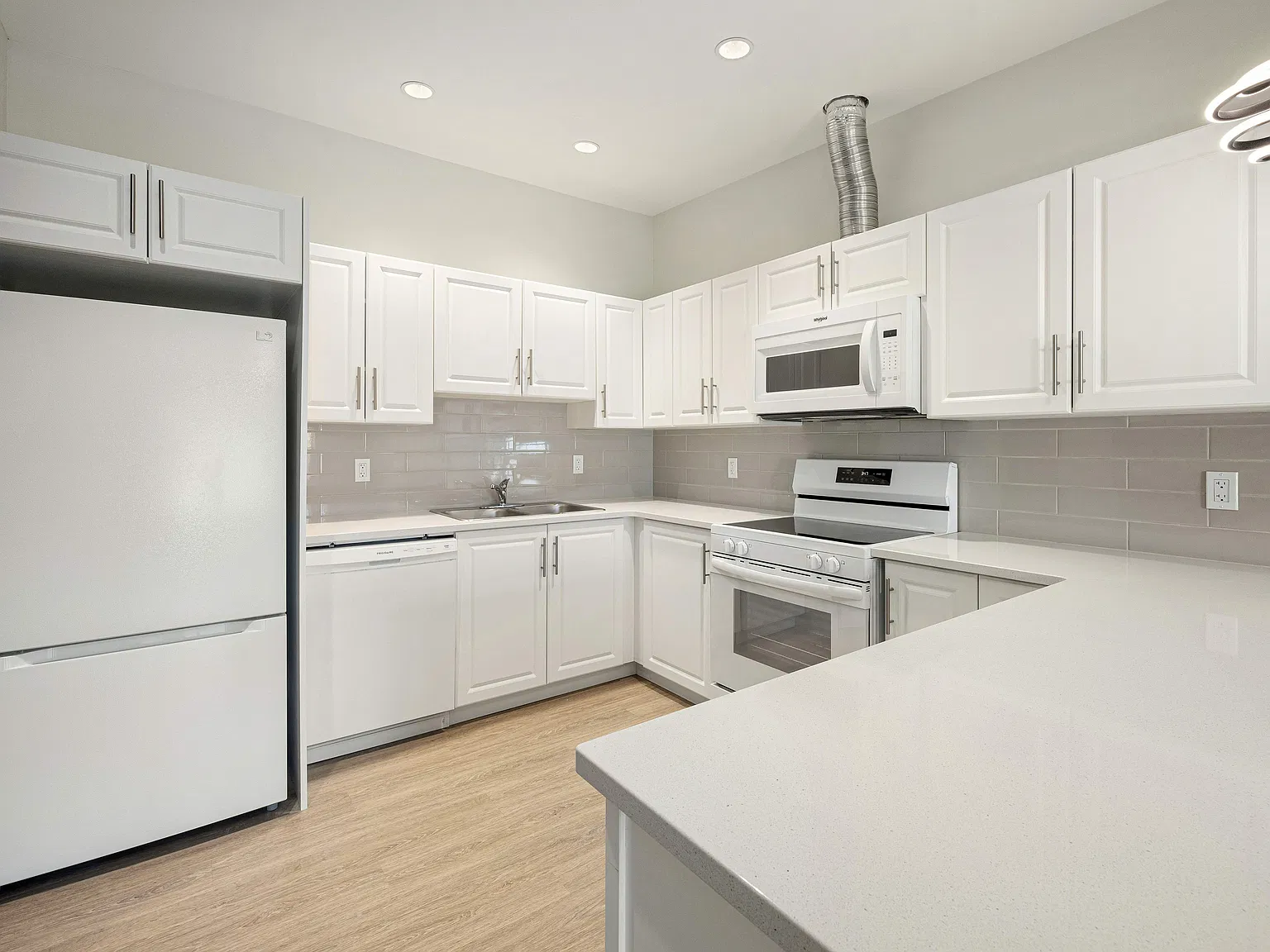 154A King Street — Photo 3
