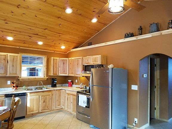 ALL NEW KITCHEN APPLIANCES AND CABINETS