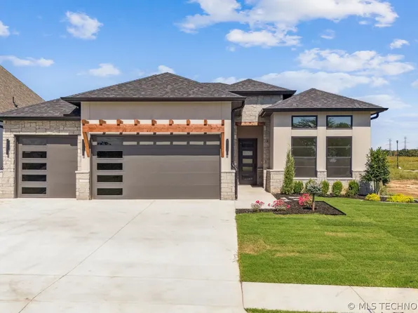 2611 E 135th St S, Bixby, OK 74008